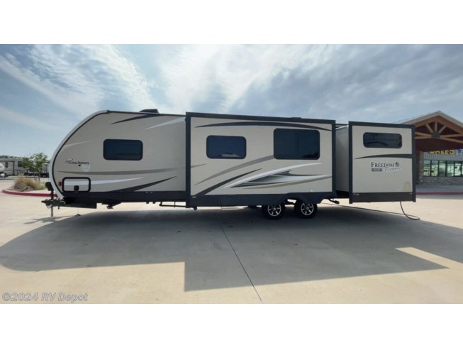 2017 FREEDOM EXPRESS 320B by Forest River from RV Depot in Cleburne , Texas