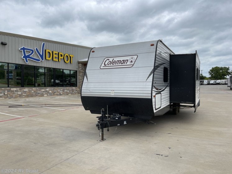 Used 2017 Keystone COLEMAN 263BH available in Cleburne, Texas