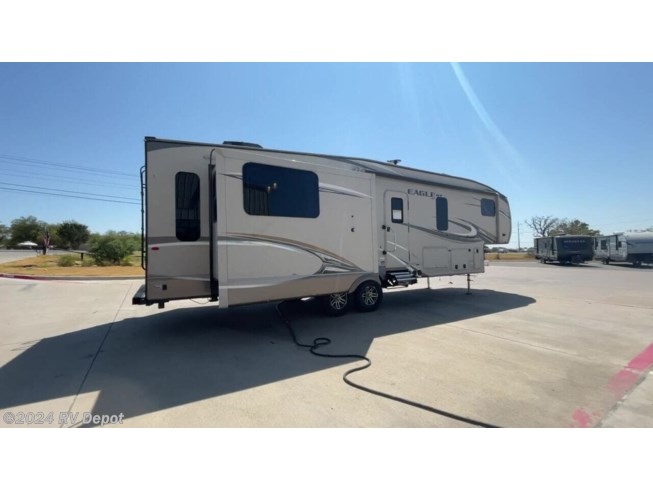 2018 Jayco Eagle 30.5 MBOK - Used Fifth Wheel For Sale by RV Depot in Cleburne , Texas