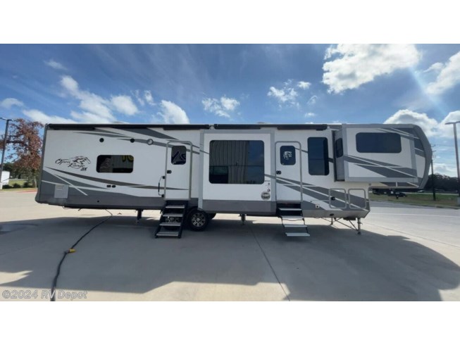 2018 Open Range 3X387RBS by Highland Ridge from RV Depot in Cleburne , Texas