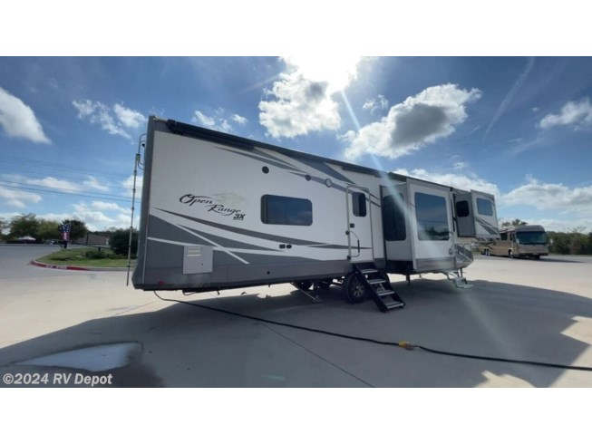 2018 Highland Ridge Open Range 3X387RBS - Used Fifth Wheel For Sale by RV Depot in Cleburne , Texas