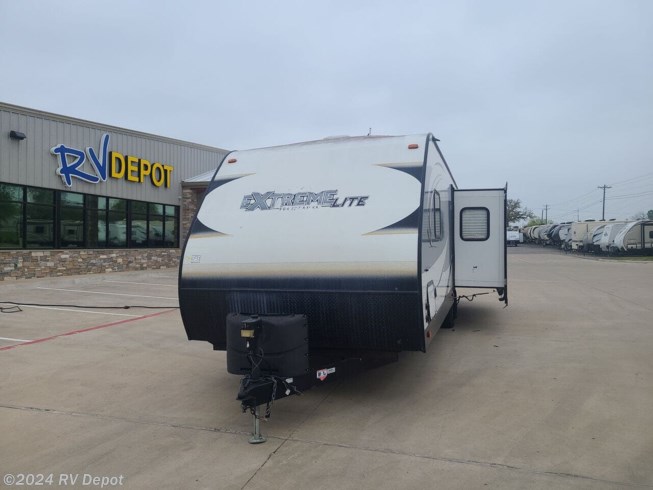 Used 2017 Forest River Vibe 277RLS available in Cleburne , Texas