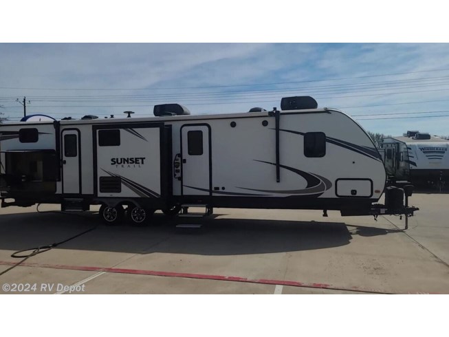 2018 SUNSET TRAIL 331BH by Keystone from RV Depot in Cleburne , Texas
