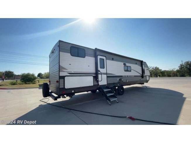 2022 Heartland Trail Runner 31DB - Used Travel Trailer For Sale by RV Depot in Cleburne , Texas