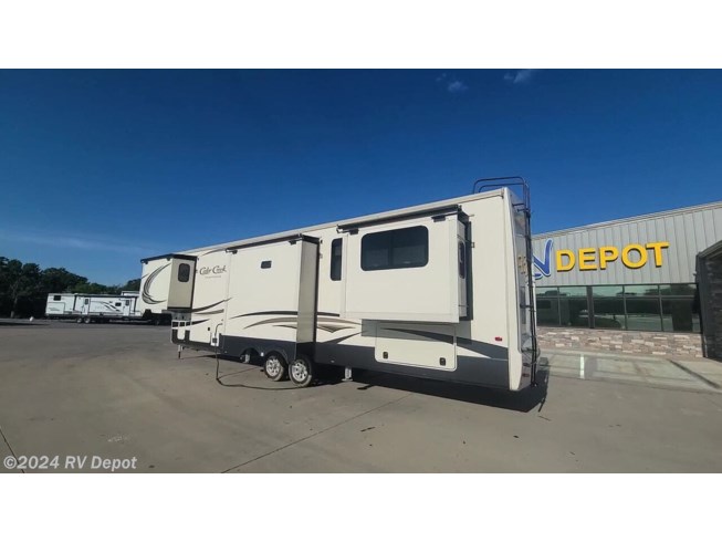 2020 Forest River Cedar Creek 38ERD - Used Fifth Wheel For Sale by RV Depot in Cleburne , Texas