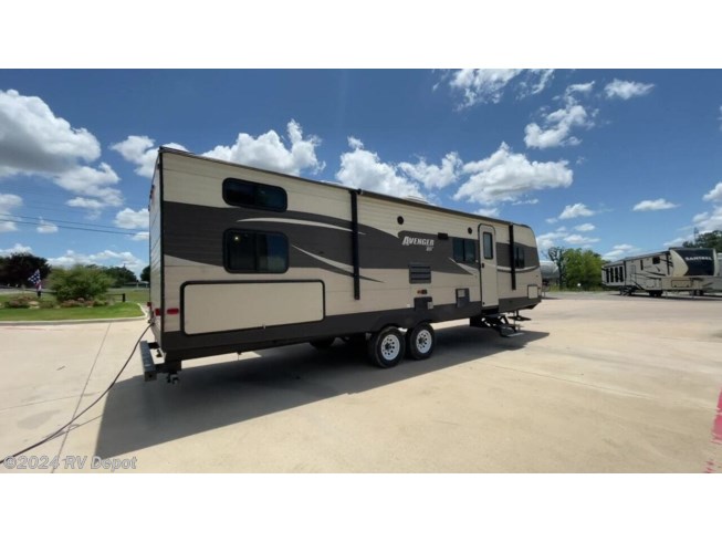 2018 Forest River AVENGER 27DBS - Used Travel Trailer For Sale by RV Depot in Cleburne , Texas