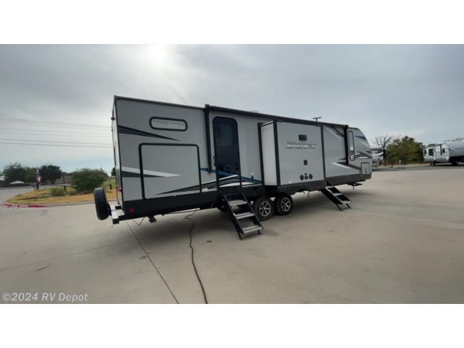 2022 Forest River Cherokee 33BH-L - Used Travel Trailer For Sale by RV Depot in Cleburne , Texas