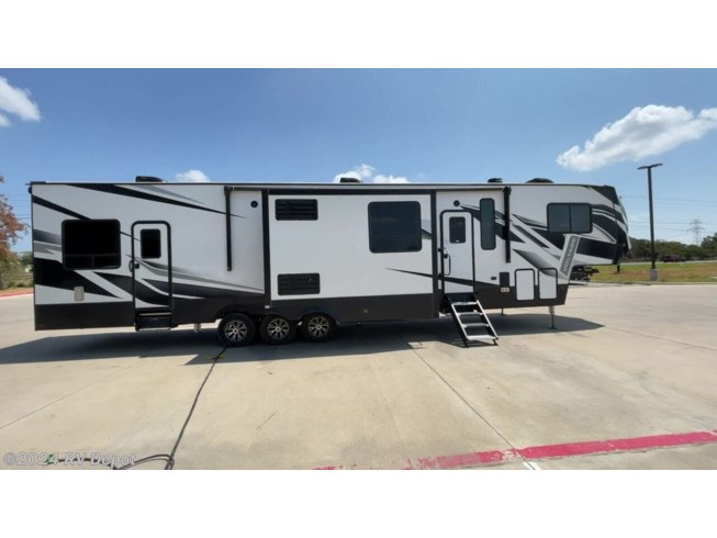 2021 VOLTAGE 4191 by Keystone from RV Depot in Cleburne , Texas