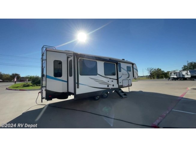 2021 Forest River Wildcat 336RLS - Used Fifth Wheel For Sale by RV Depot in Cleburne , Texas
