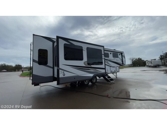 2022 Highland Ridge Open Range 314RLS - Used Fifth Wheel For Sale by RV Depot in Cleburne , Texas