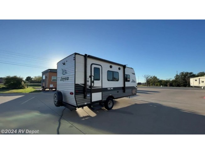 2022 Jayco Jay Flight SLX 195RB - Used Travel Trailer For Sale by RV Depot in Cleburne , Texas
