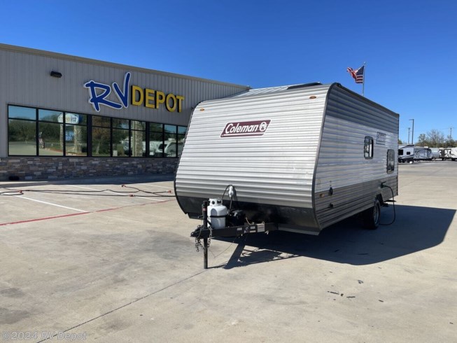 Used 2022 Keystone COLEMAN 17BH available in Cleburne , Texas