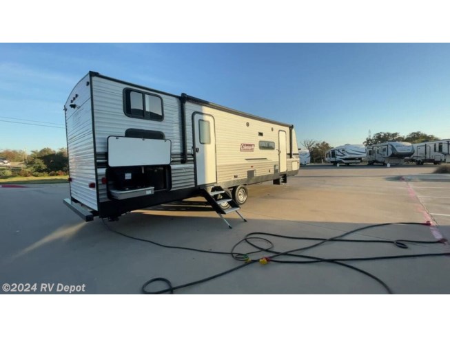 2022 Keystone COLEMAN 285BH - Used Travel Trailer For Sale by RV Depot in Cleburne , Texas