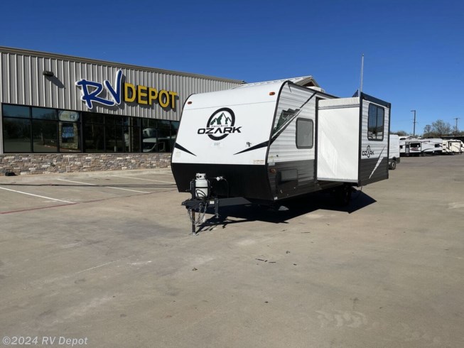 Used 2022 Forest River Ozark 1800QS available in Cleburne , Texas