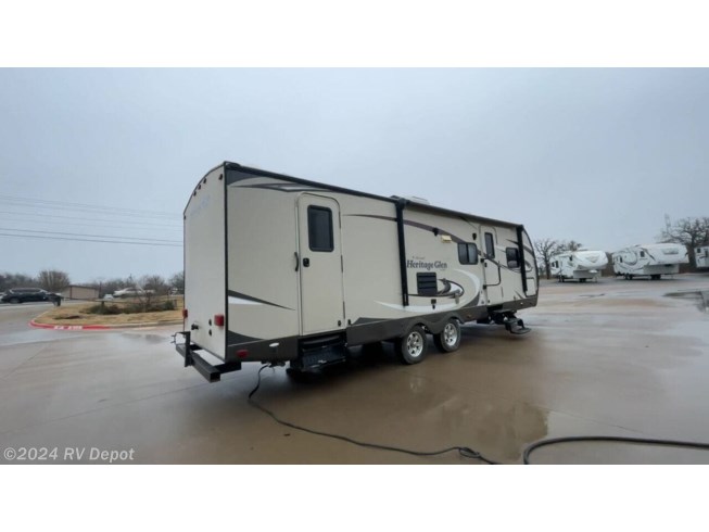 2015 Forest River HERITAGE GLEN 272BH - Used Travel Trailer For Sale by RV Depot in Cleburne , Texas