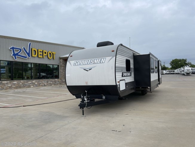 Used 2022 K-Z Sportsmen 332BHKSE available in Cleburne , Texas