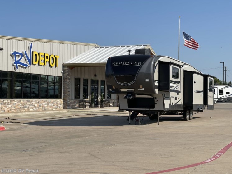 Used 2019 Keystone Sprinter 3531FWDEN available in Cleburne, Texas