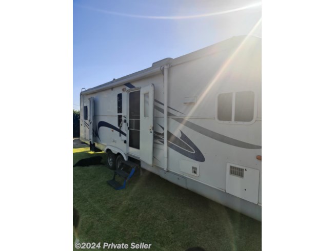 New 2004 Holiday Rambler available in Bellflower, California