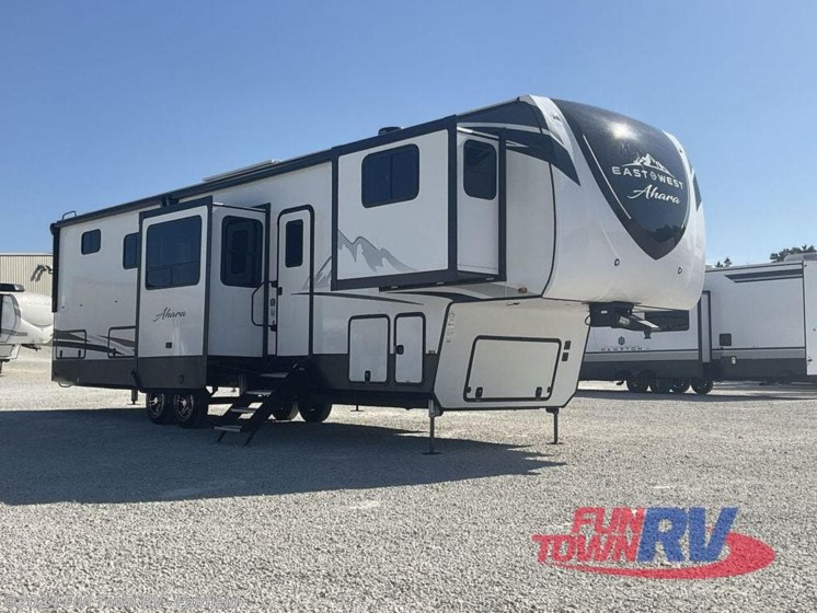 Used 2023 East to West Ahara 380FL available in Fairfield, Texas