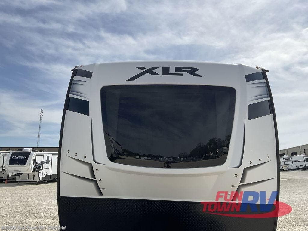 2023 XLR Hyper Lite 2815 by Forest River from Fun Town RV - Fairfield in Fairfield, Texas