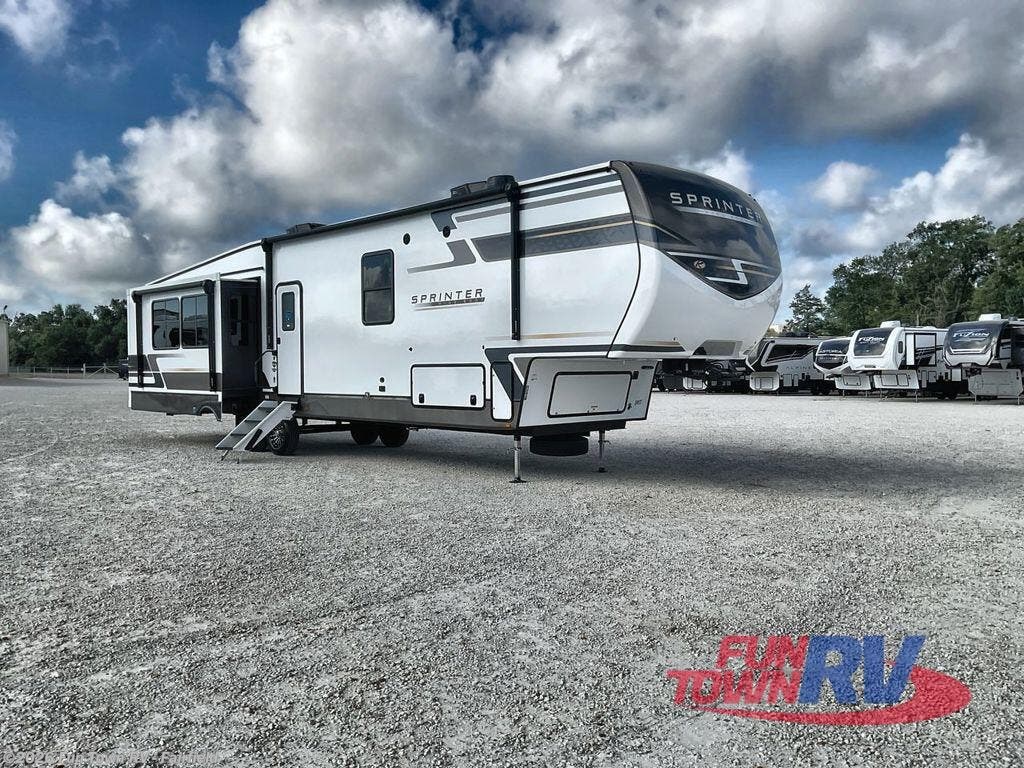 New 2025 Keystone Sprinter 3840LRK available in Fairfield, Texas