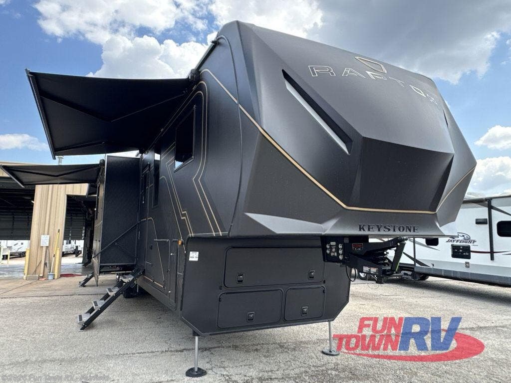 2026 Raptor 441 by Keystone from Fun Town RV - Fairfield in Fairfield, Texas