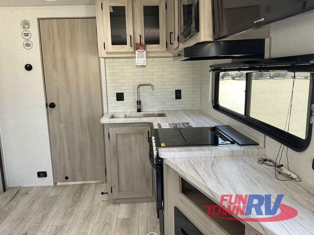 2025 Della Terra 251RD by East to West from Fun Town RV - Fairfield in Fairfield, Texas