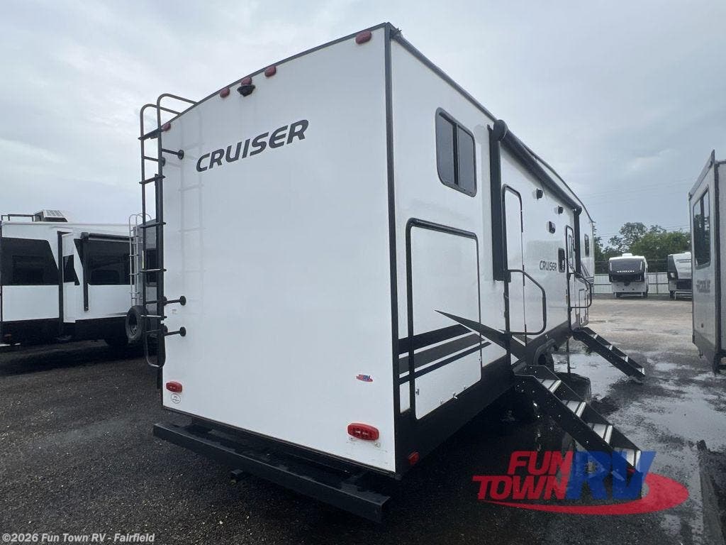 Used 2024 CrossRoads Cruiser Aire CR32BH available in Fairfield, Texas