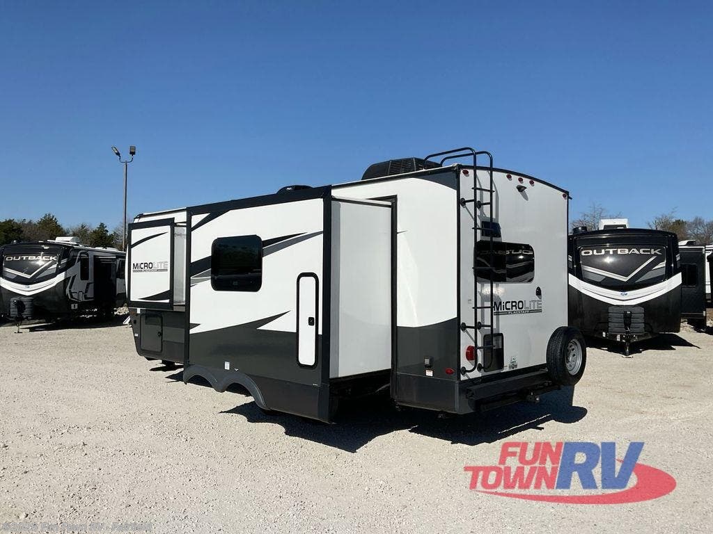 Used 2024 Forest River Flagstaff Micro Lite 25SRK available in Fairfield, Texas