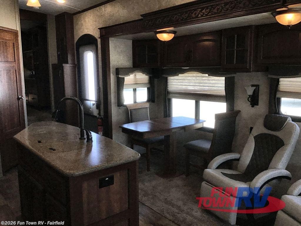 Used 2015 Keystone Montana 3910FB available in Fairfield, Texas