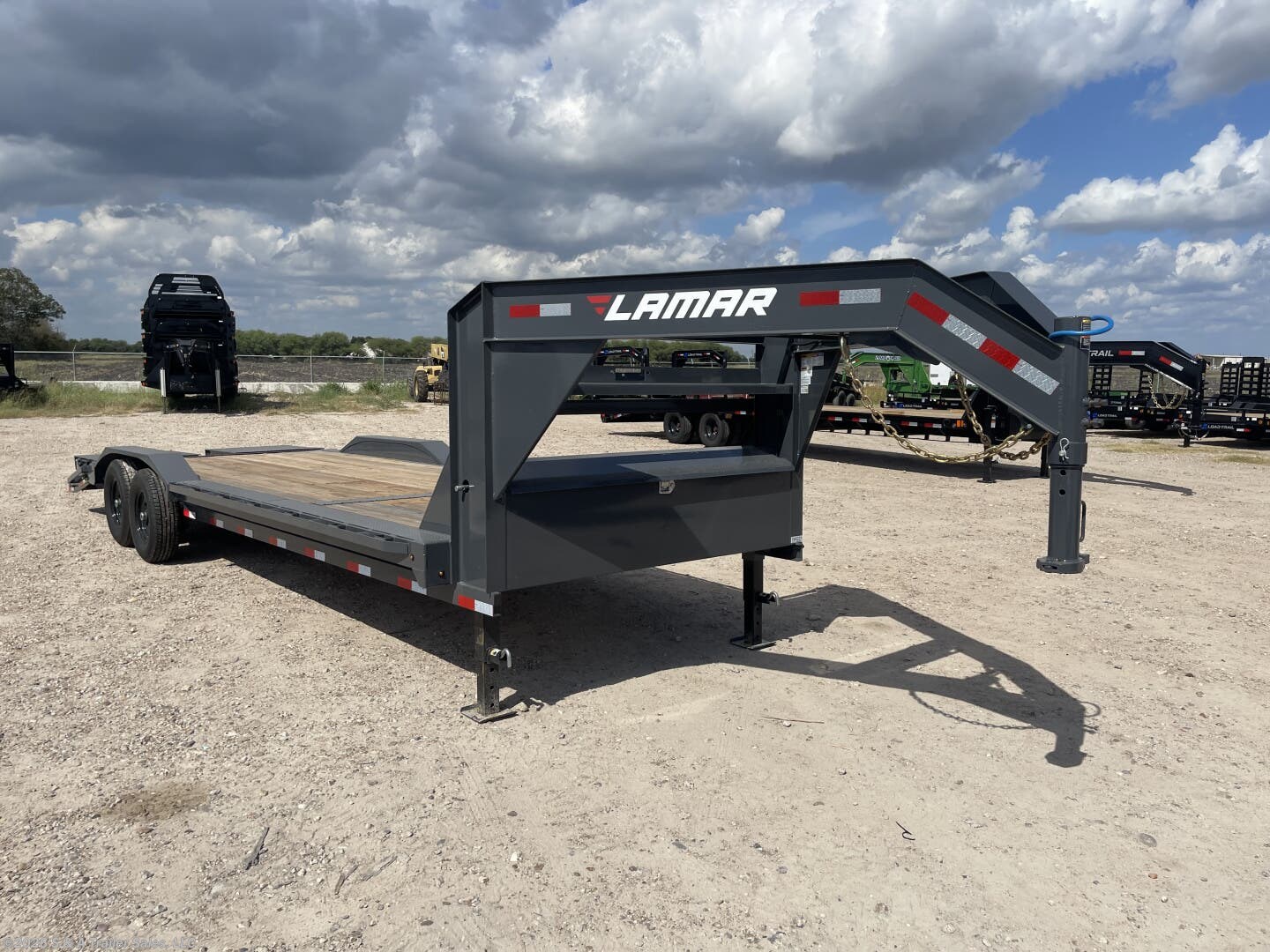 2026 Lamar Trailers 102X26 Gooseneck Lowboy Max Ramps 14K