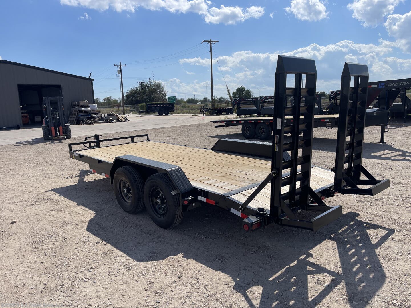 #353727 - 2025 Load Trail 83X18 LOWBOY STAND UP RAMPS 14K Car Hauler ...