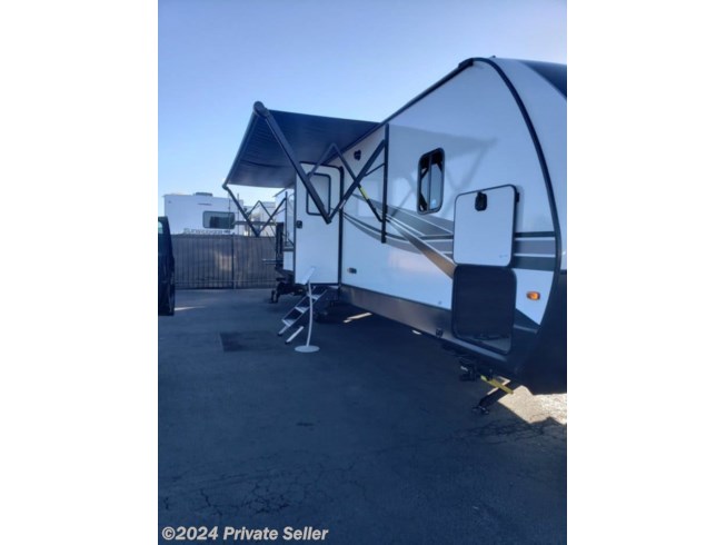 2021 Keystone CR-33BHB - New Travel Trailer For Sale by Heath in New Tazewell, Tennessee