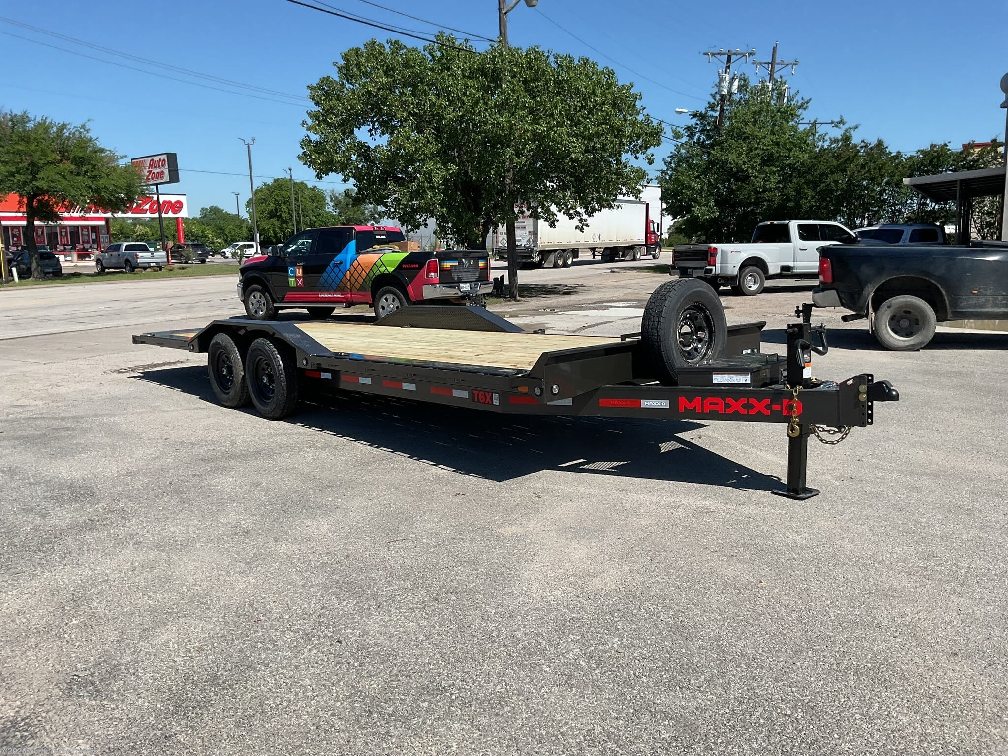 2027 MAXXD T6B10224 photo 7
