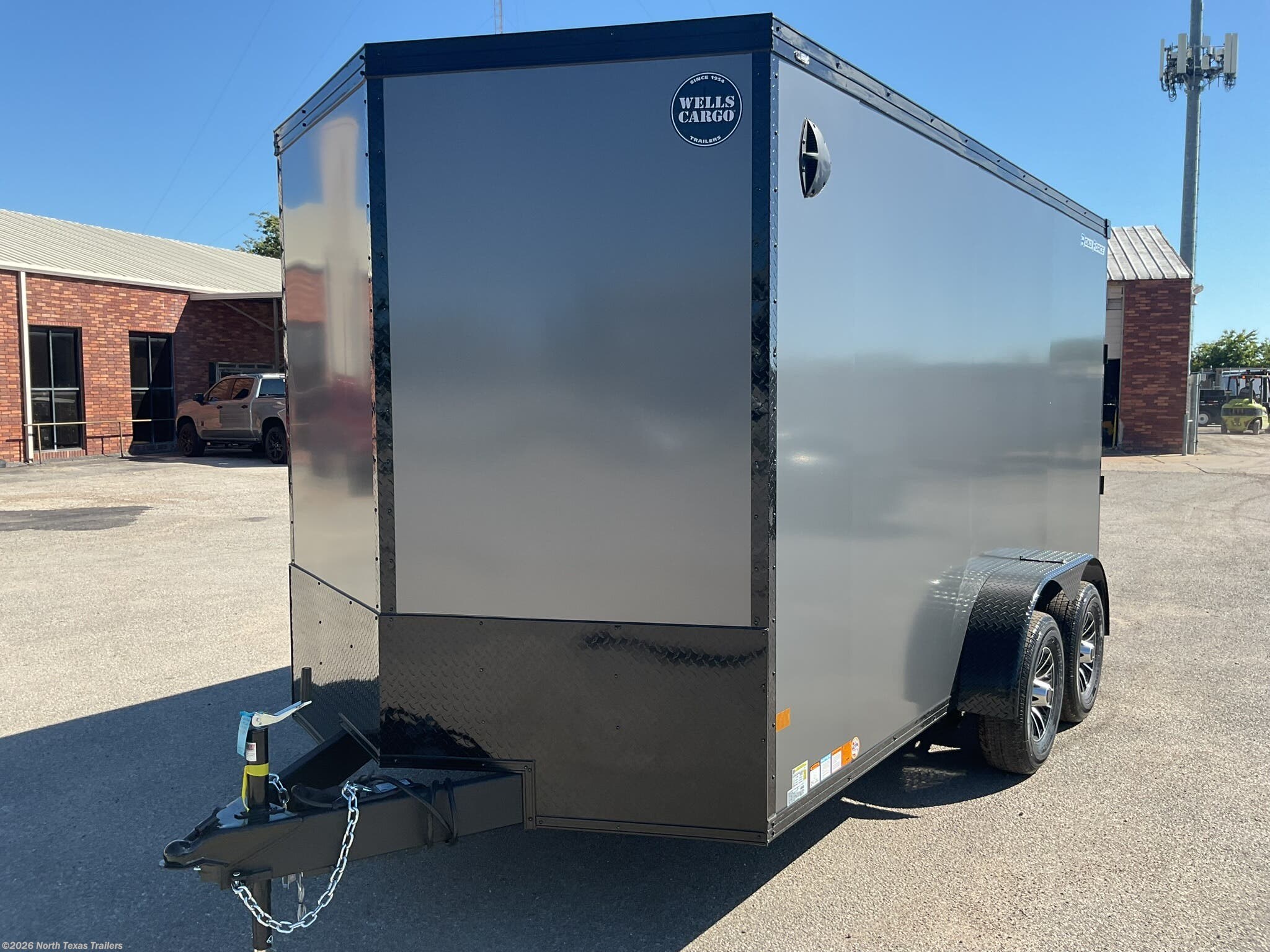 2027 Wells Cargo RFV714T3 photo 2