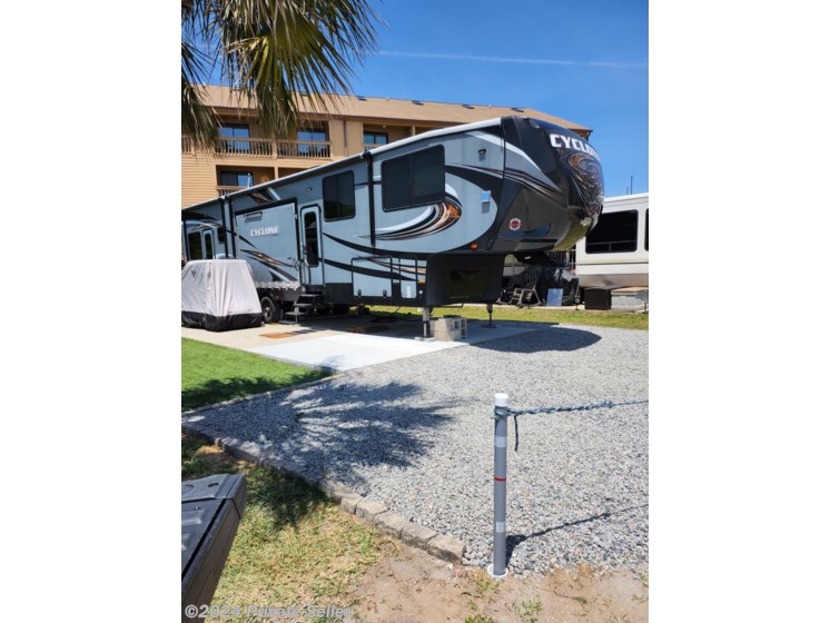 Used 2017 Heartland Cyclone CY 4200 available in Myrtle Beach, South Carolina