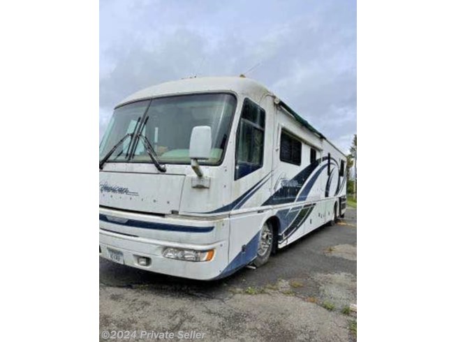 2000 Fleetwood American Tradition - Used Class A For Sale by Megan in Saint David , Maine