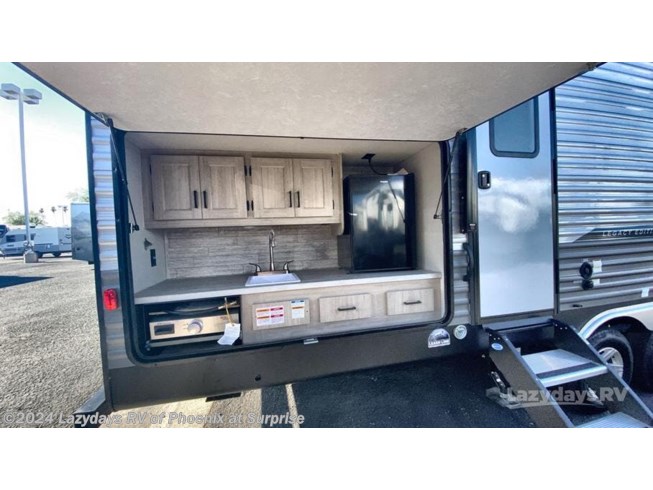 2024 Coachmen Catalina Legacy Edition 323BHDSCK - New Travel Trailer For Sale by Lazydays RV of Phoenix at Surprise in Surprise, Arizona