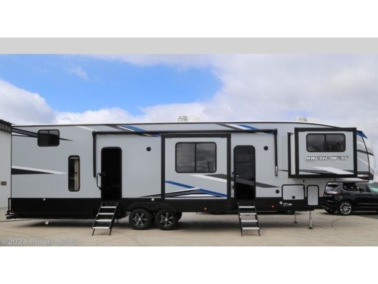 Used 2021 Forest River Cherokee Arctic Wolf 3990suite available in McPherson, Kansas