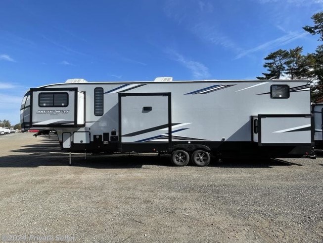 2021 Cherokee Arctic Wolf 3990suite by Forest River from Joy in McPherson, Kansas