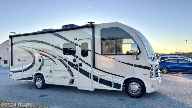 Used 2017 Thor Motor Coach Vegas RUV 25.4 available in Virginia Beach, Virginia
