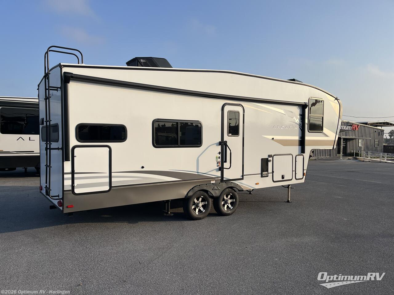 2025 Keystone Arcadia Super Lite 242SLMD - New Fifth Wheel For Sale by Optimum RV - Harlingen in La Feria, Texas features Awning, Slideout