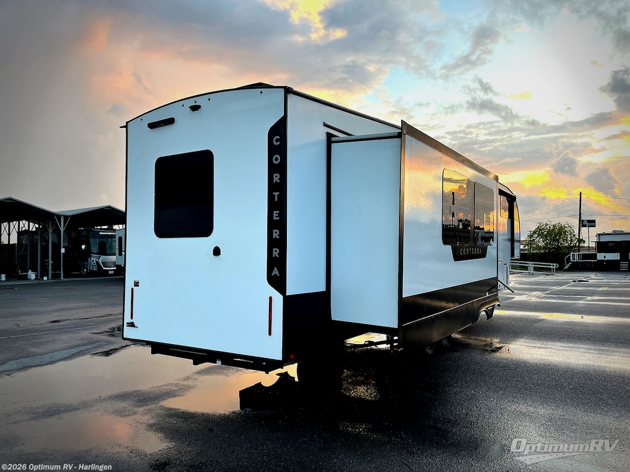 2025 Heartland Corterra CT3.7 - New Fifth Wheel For Sale by Optimum RV - Harlingen in La Feria, Texas features Awning, Slideout