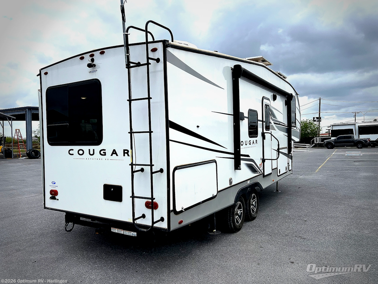 2023 Keystone Cougar Half-Ton 25RES - Used Fifth Wheel For Sale by Optimum RV - Harlingen in La Feria, Texas features Awning, Slideout
