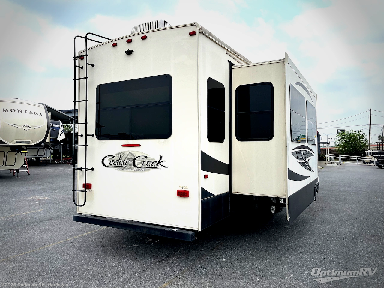 2019 Cedar Creek Hathaway Edition 38FBD by Forest River from Optimum RV - Harlingen in La Feria, Texas