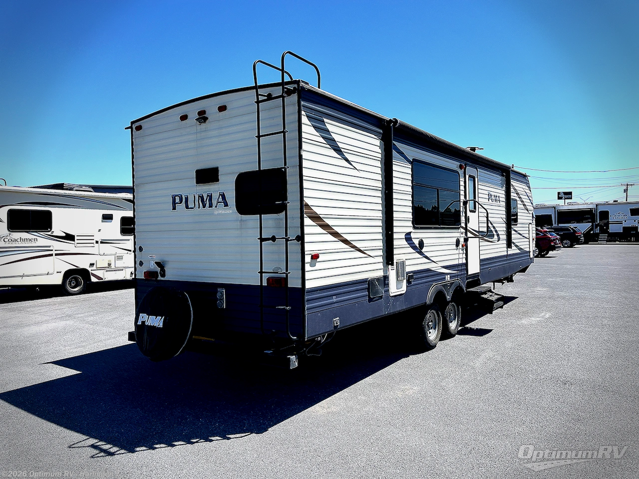2017 Palomino Puma 32RKTS - Used Travel Trailer For Sale by Optimum RV - Harlingen in La Feria, Texas features Slideout