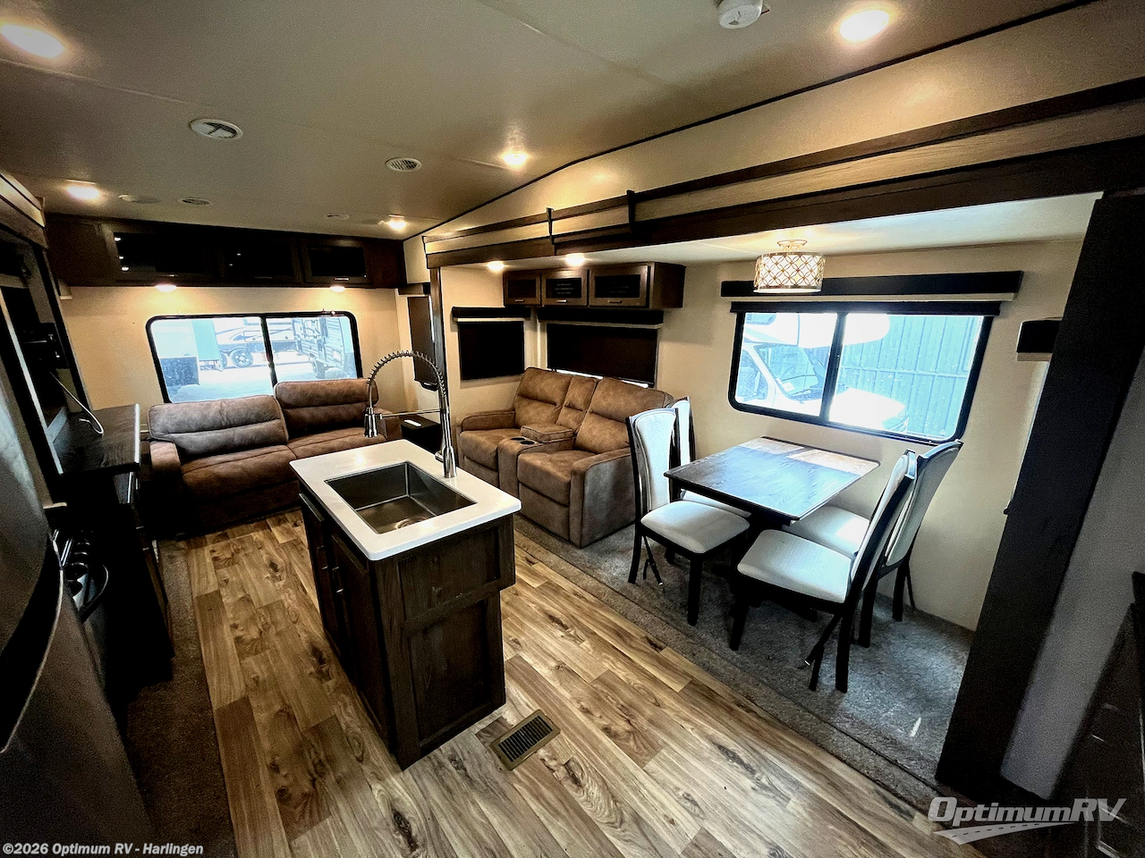 Used 2019 Forest River Salem Hemisphere Hyper-Lyte 29RLSHL available in La Feria, Texas