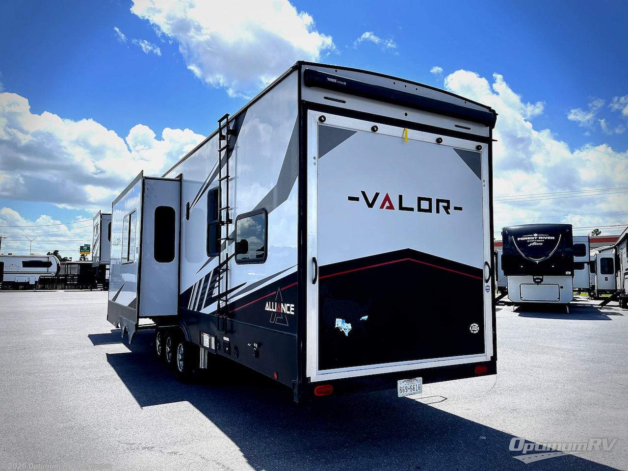 Used 2023 Skyline Alliance Valor 43V13 available in La Feria, Texas