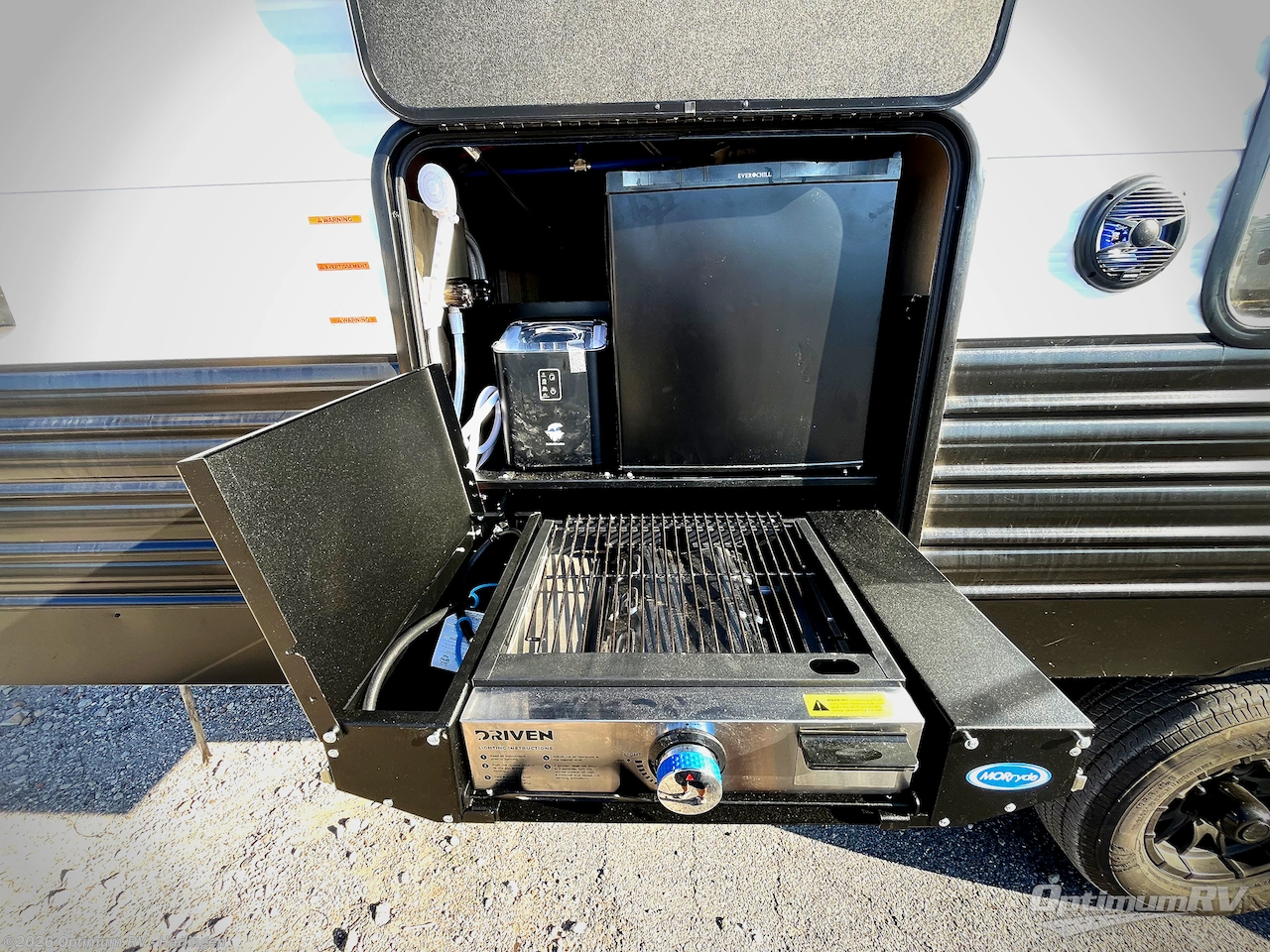 New 2026 Forest River Cherokee Wolf Den 271RK available in La Feria, Texas