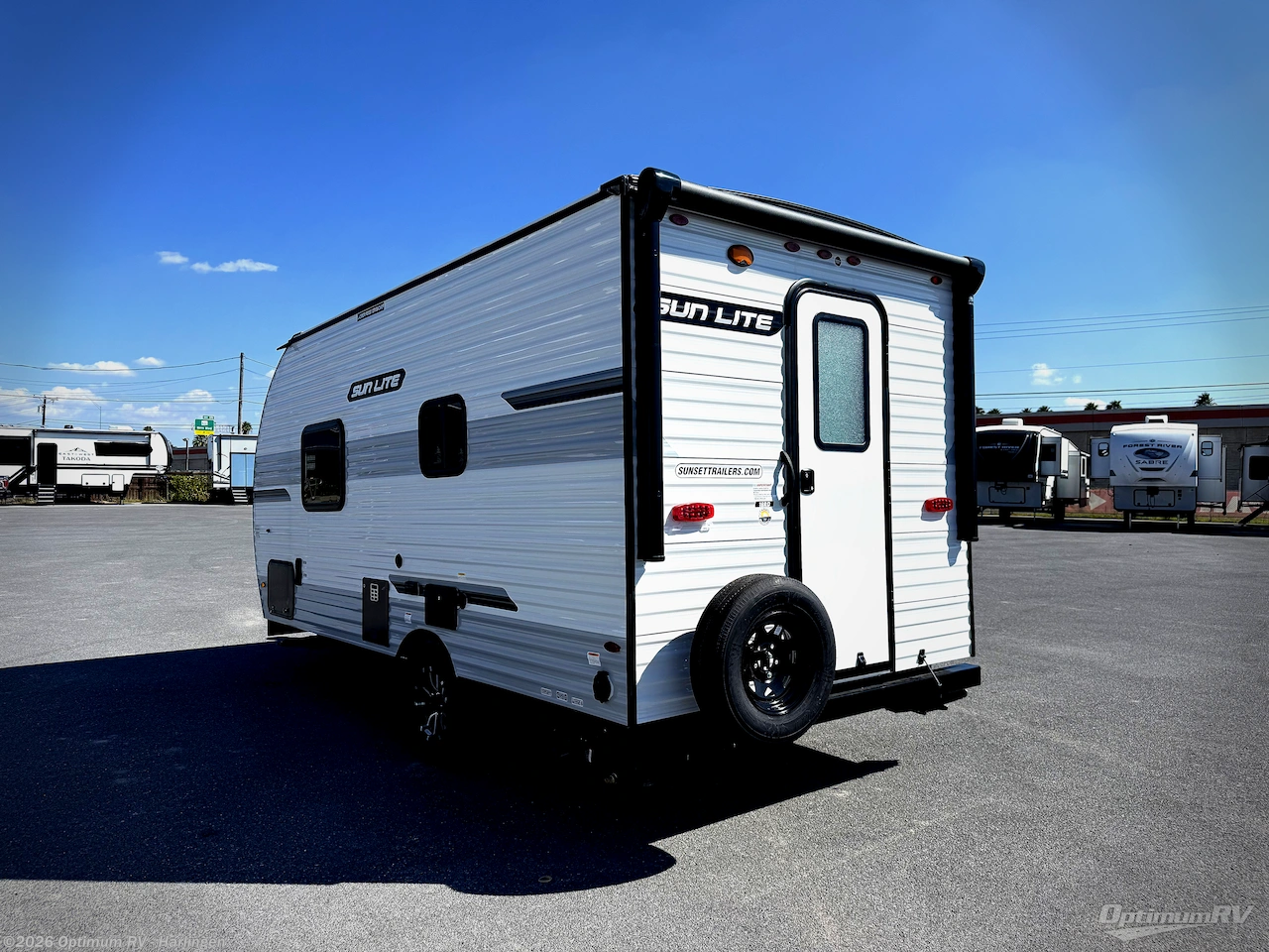 2026 Sun Lite 18RD by Sunset Park RV from Optimum RV - Harlingen in La Feria, Texas